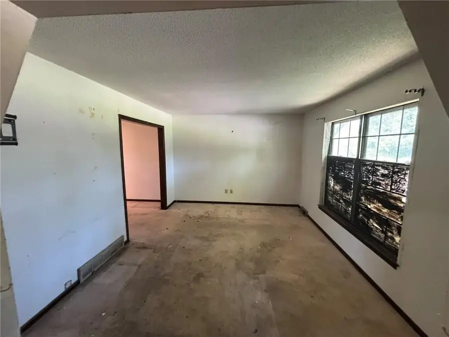 801 E Northview Street, Olathe, KS 66061 - #2