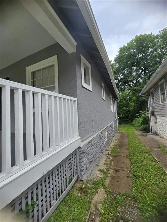 3109 E 51st Street, Kansas City, MO 64130 - #2