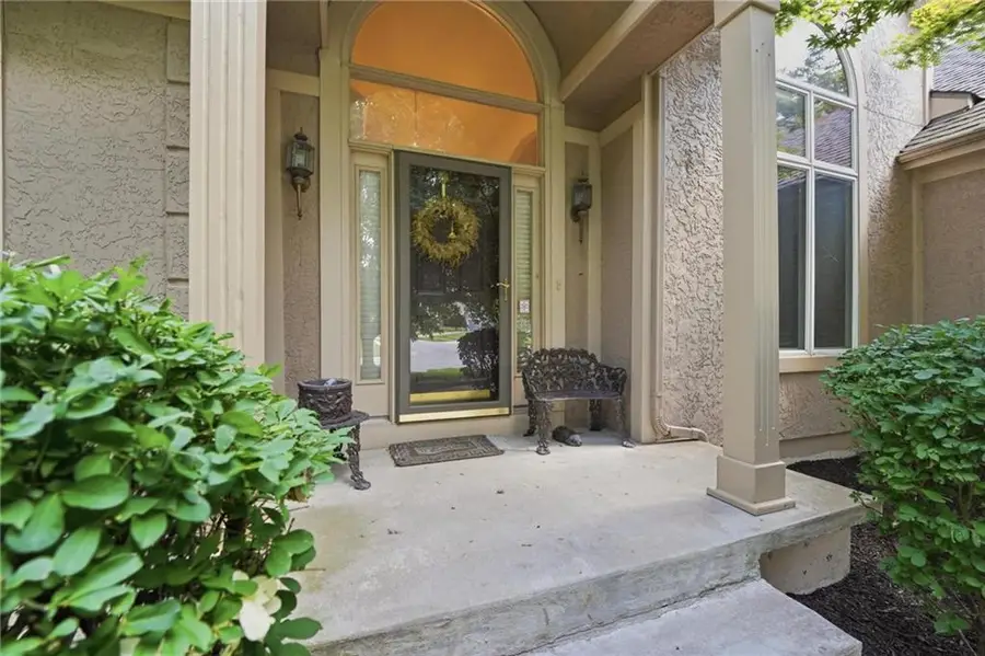 2701 W 137th Place, Leawood, KS 66224 - #3
