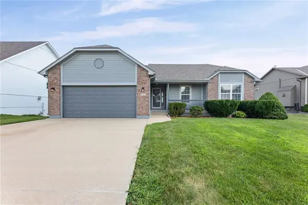 523 Cedar Falls Court, Raymore, MO 64083