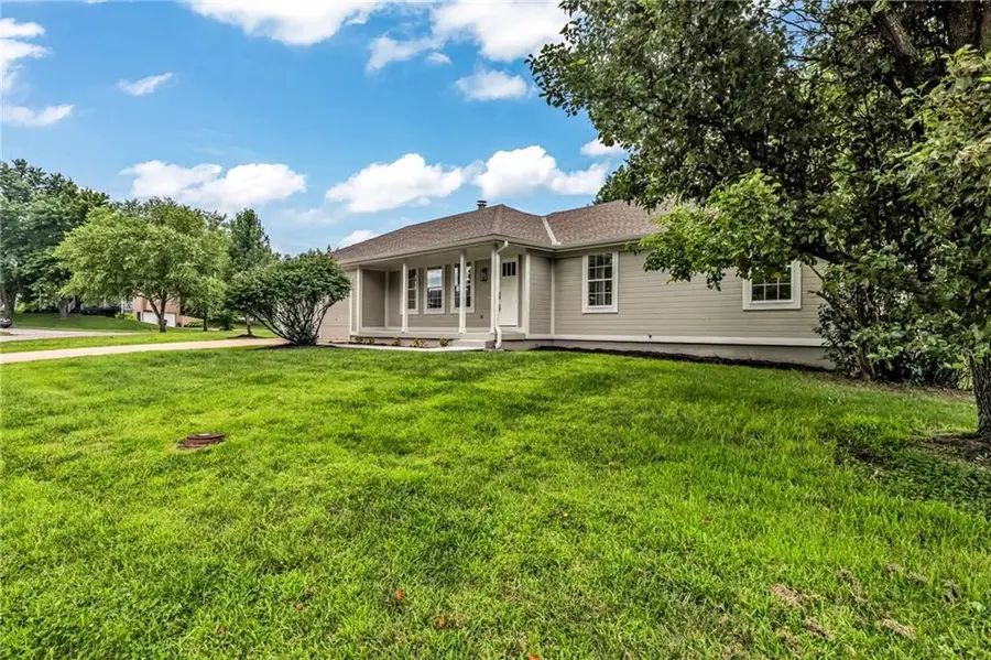 701 Horseshoe Drive, Pleasant Hill, MO 64080 - #3