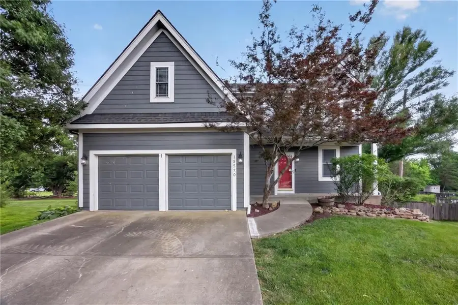 15570 S Alden Street, Olathe, KS 66062 - #2