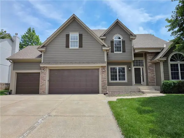15647 S Widmer Street, Olathe, KS 66062
