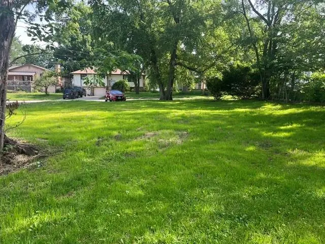 704 E 3rd Street, Cameron, MO 64429 - #1