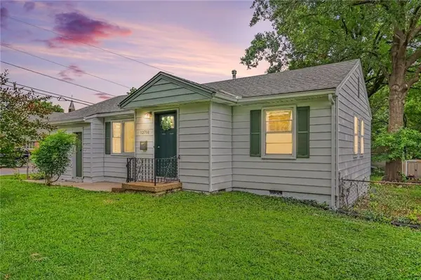 12701 Grandview Road, Grandview, MO 64030
