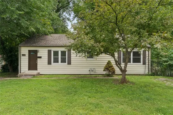 2811 S Northern Boulevard, Independence, MO 64052