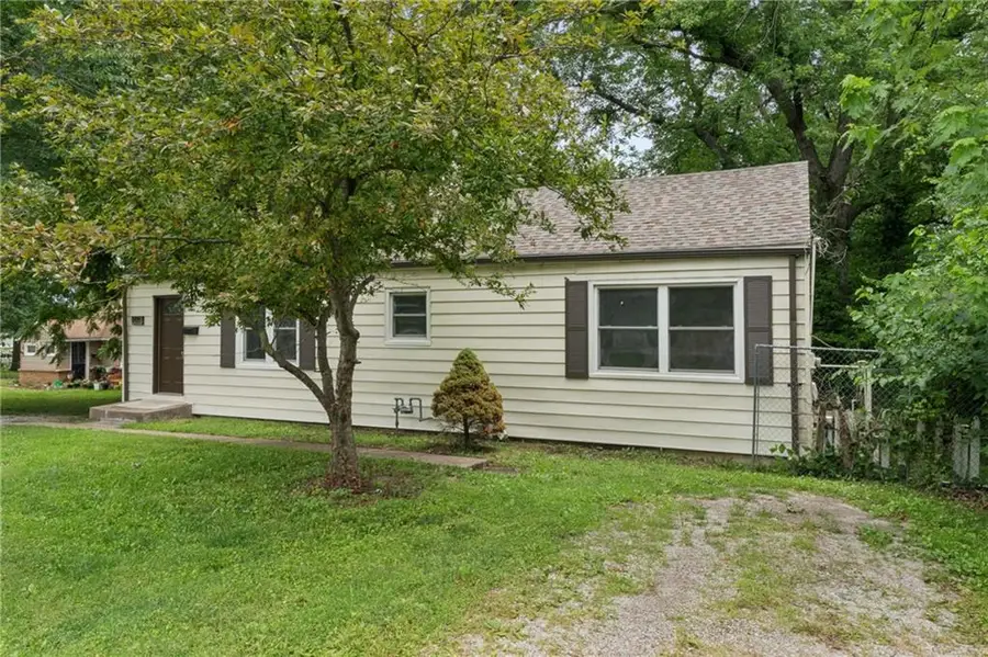 2811 S Northern Boulevard, Independence, MO 64052 - #3