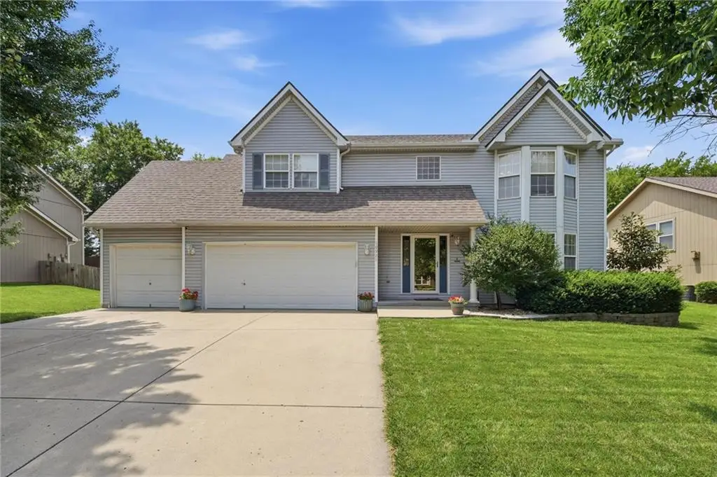 10926 N Holly Street, Kansas City, MO 64155 - #1