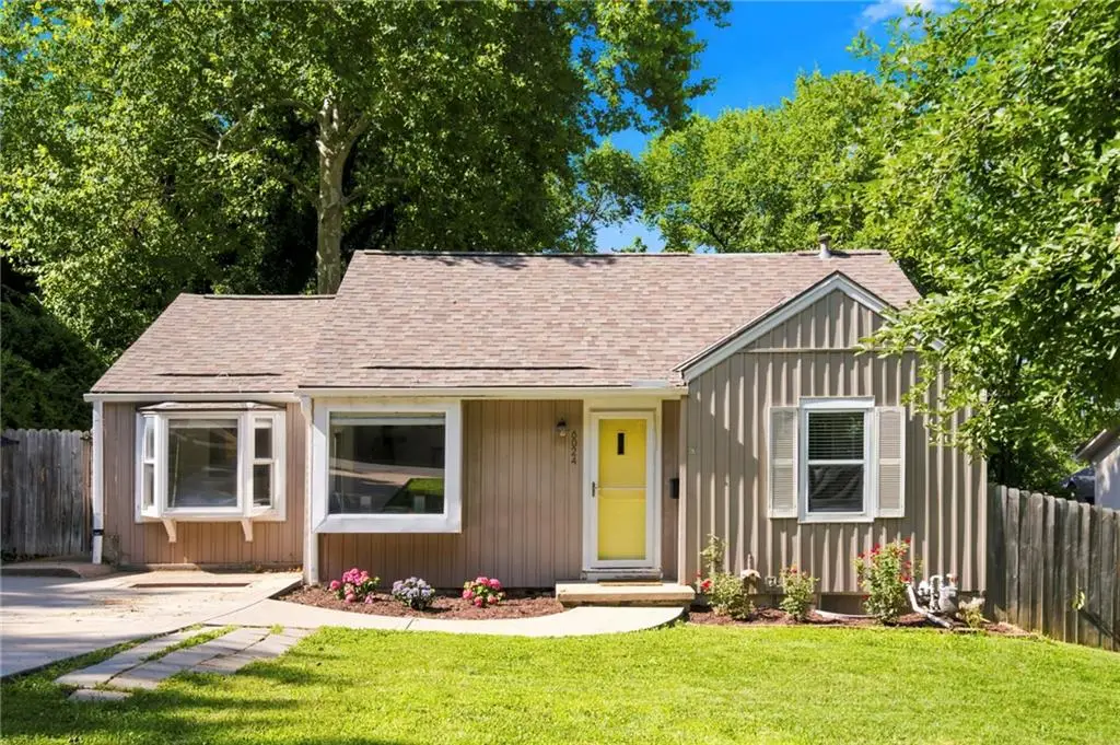6024 W 51st Street, Mission, KS 66202 - #1