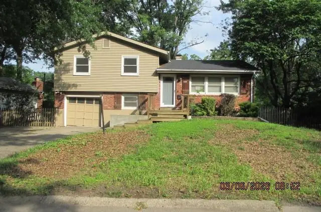 618 NW Kay Drive, Lees Summit, MO 64063 - #1