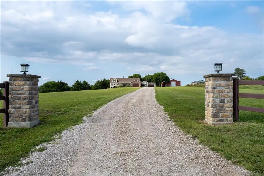 1028 N 600 Road, Baldwin City, KS 66006 - #2