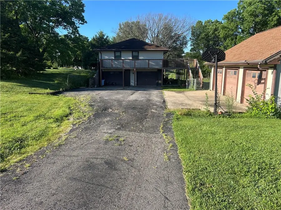 6740 SE Horseshoe Drive, Holt, MO 64048 - #2