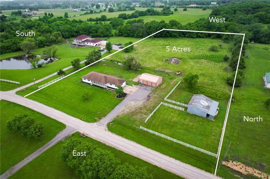 22922 Bedford Road, Spring Hill, KS 66083 - #2