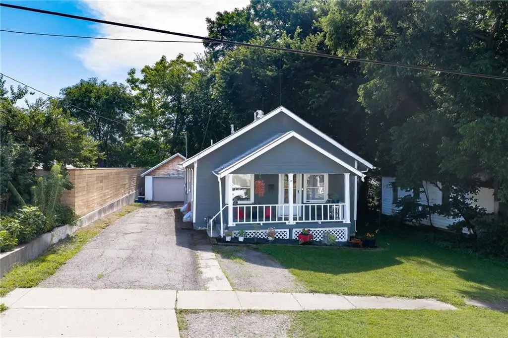 237 Allcutt Avenue, Bonner Springs, KS 66012 - #1