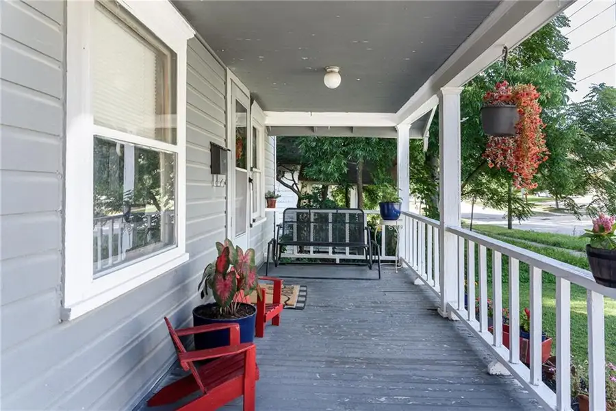 237 Allcutt Avenue, Bonner Springs, KS 66012 - #2