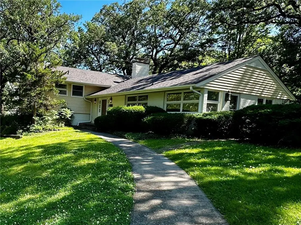 403 Lawn Avenue, Maryville, MO 64468 - #1