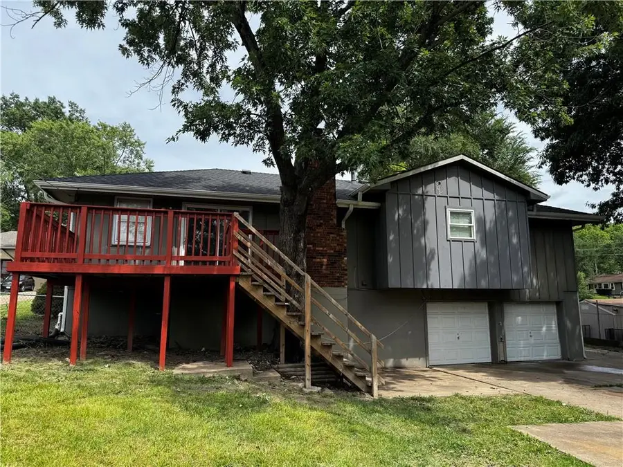 9818 White Avenue, Kansas City, MO 64134 - #2