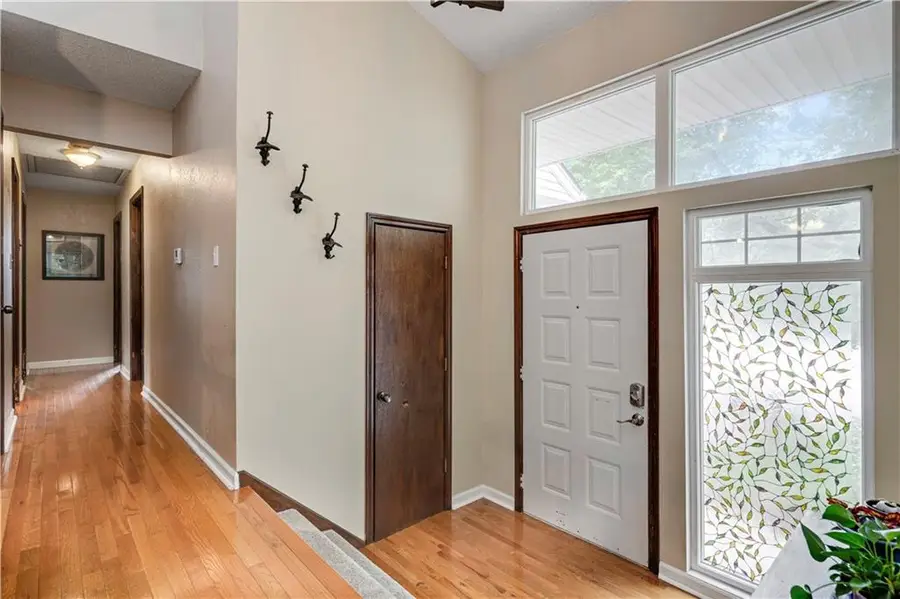 16110 W Indian Creek Parkway, Olathe, KS 66062 - #2