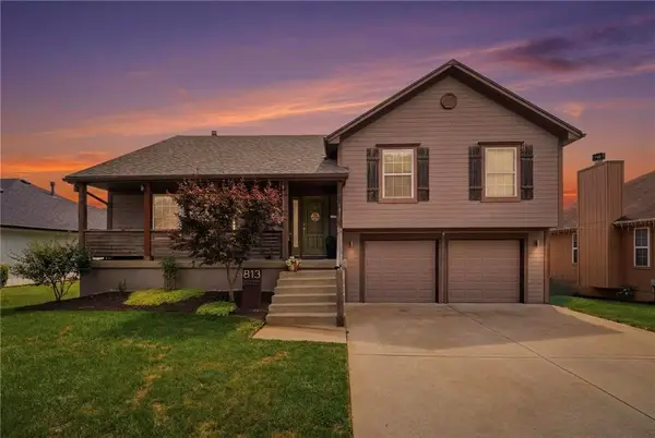 813 SW Woodland Drive, Grain Valley, MO 64029