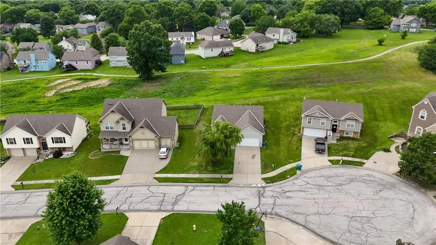 14404 Eastern Court, Grandview, MO 64030 - #2