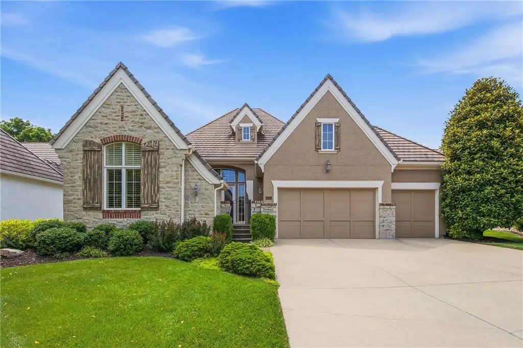 15212 Fontana Street, Leawood, KS 66224 - #1