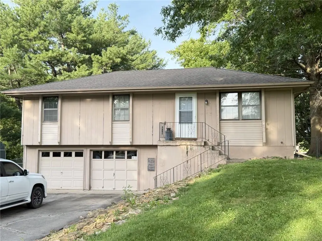 10719 N Mcgee Street, Kansas City, MO 64155 - #1