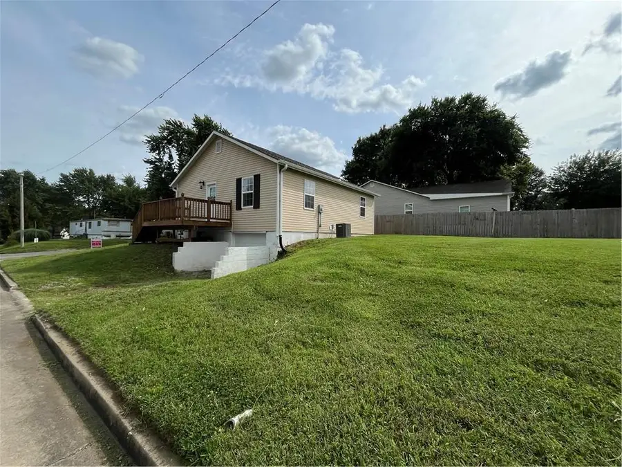 400 W 23rd Street, Higginsville, MO 64037 - #3