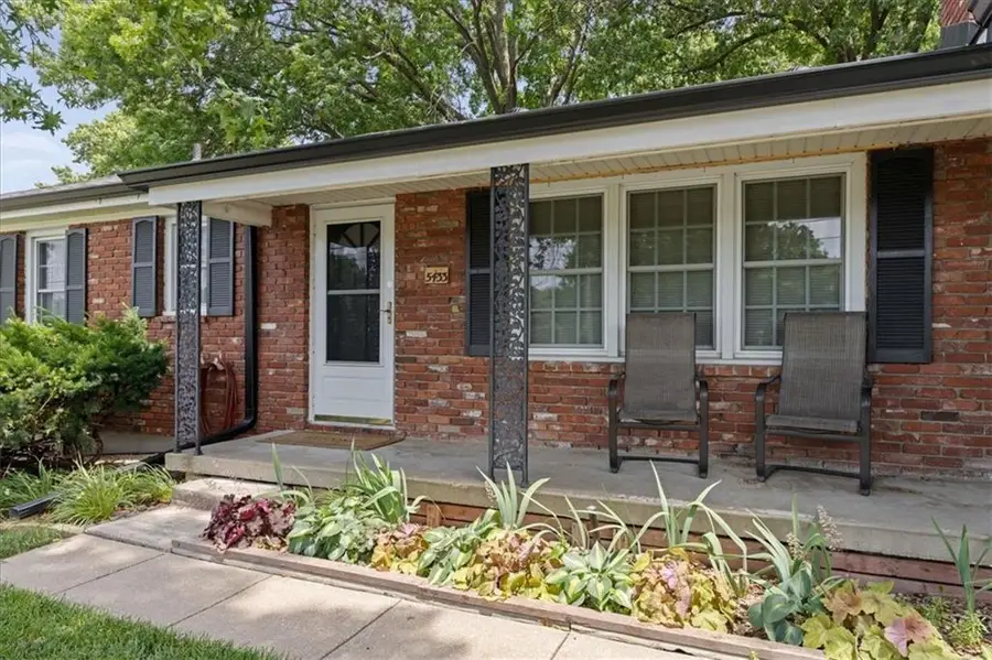 5433 Foster Street, Overland Park, KS 66202 - #3