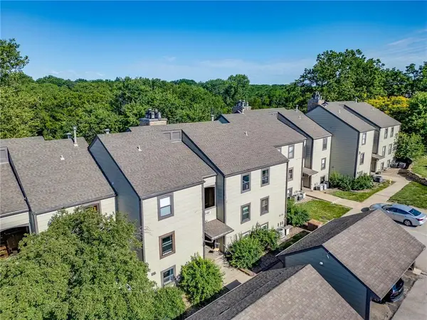 1316 Westbrooke Street, Lawrence, KS 66049