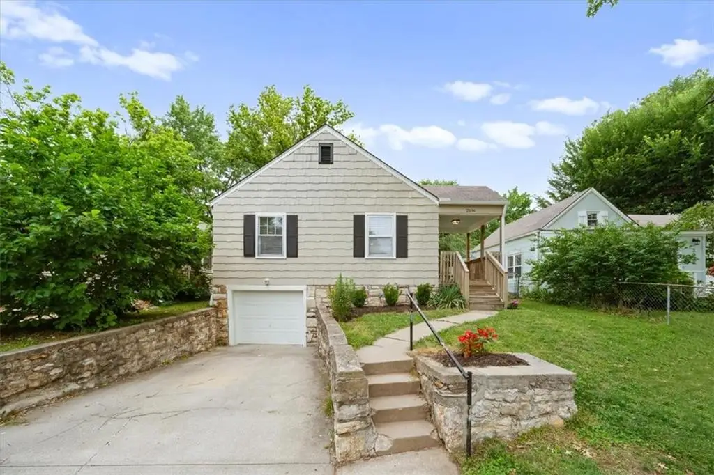 2106 W 48th Street, Westwood, KS 66205 - #1
