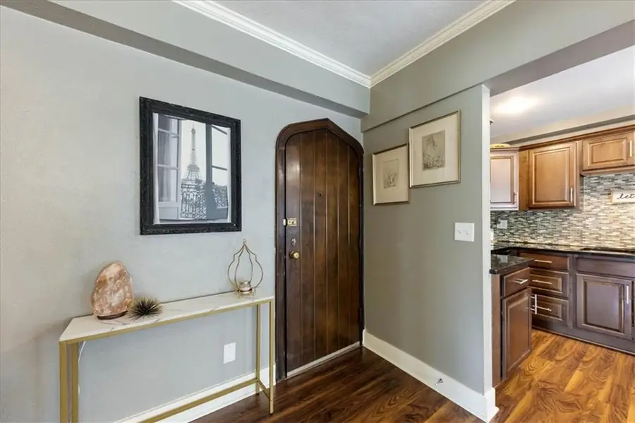 700 W 48th Street #206, Kansas City, MO 64112 - #3