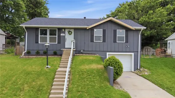 2506 College Lane, St Joseph, MO 64503