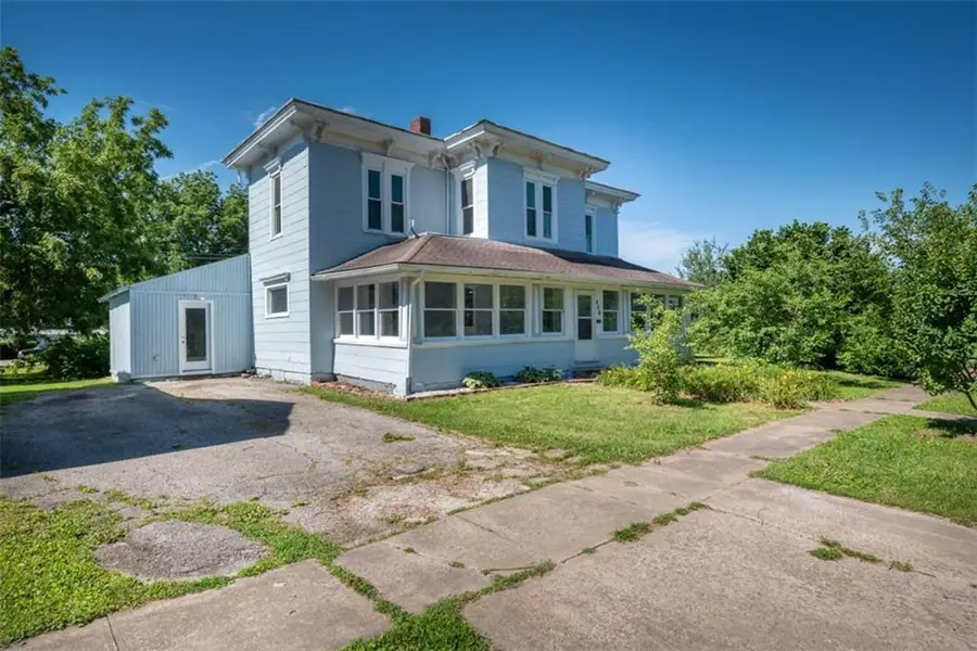 406 E 4th Street, Cameron, MO 64429 - #2