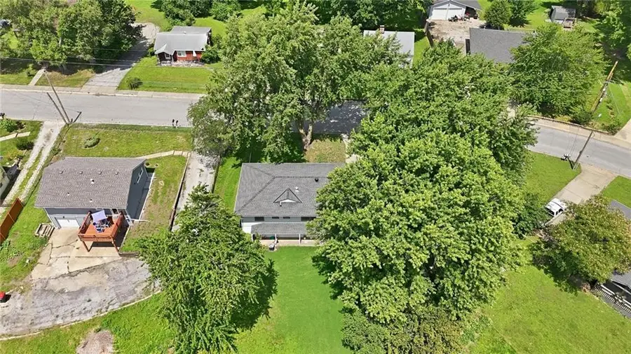 483 NE Meadowbrook Road, Kansas City, MO 64119 - #2