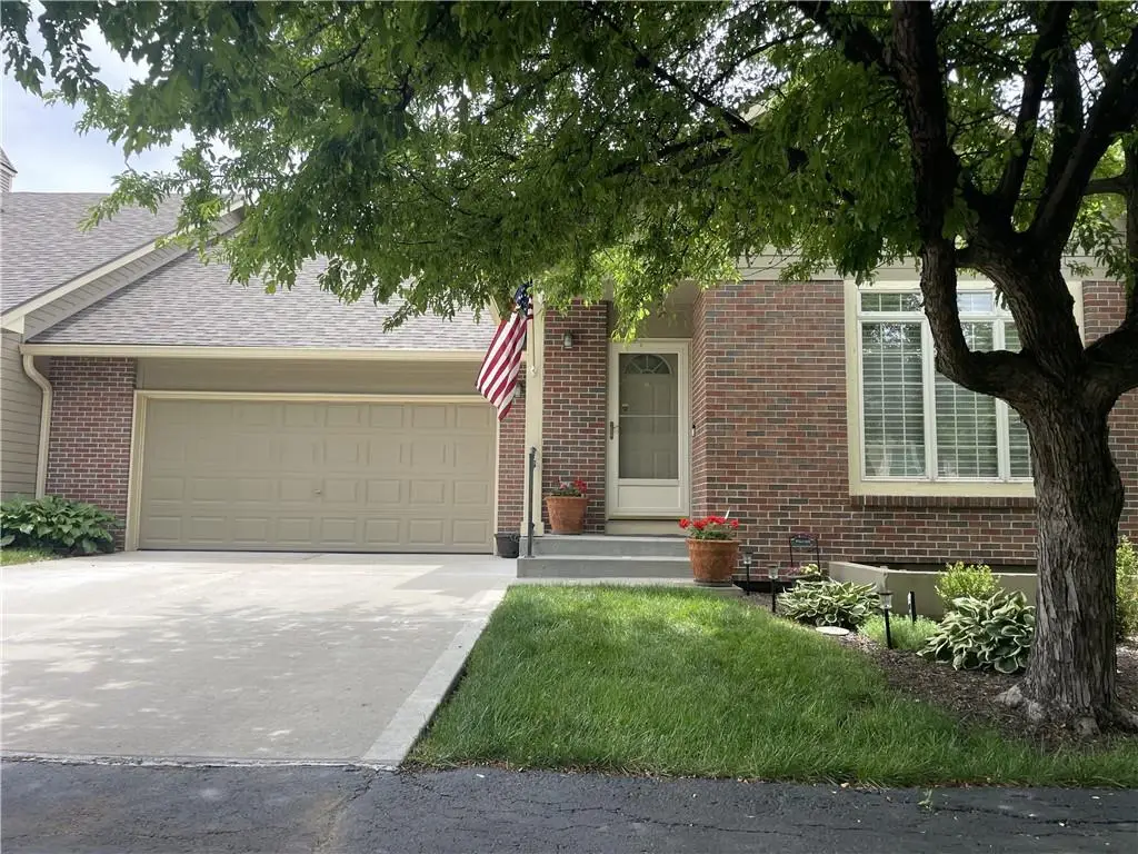 15756 S Sunset Drive #703, Olathe, KS 66062 - #1