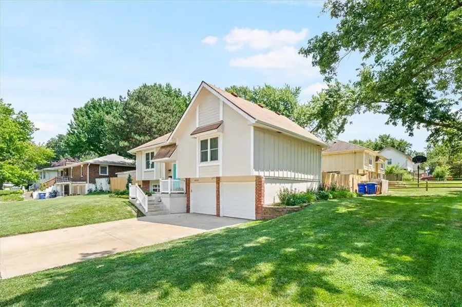 14213 W 94th Street, Lenexa, KS 66215 - #2
