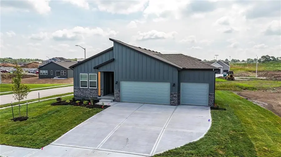 9014 SW 4th Street, Blue Springs, MO 64064 - #3