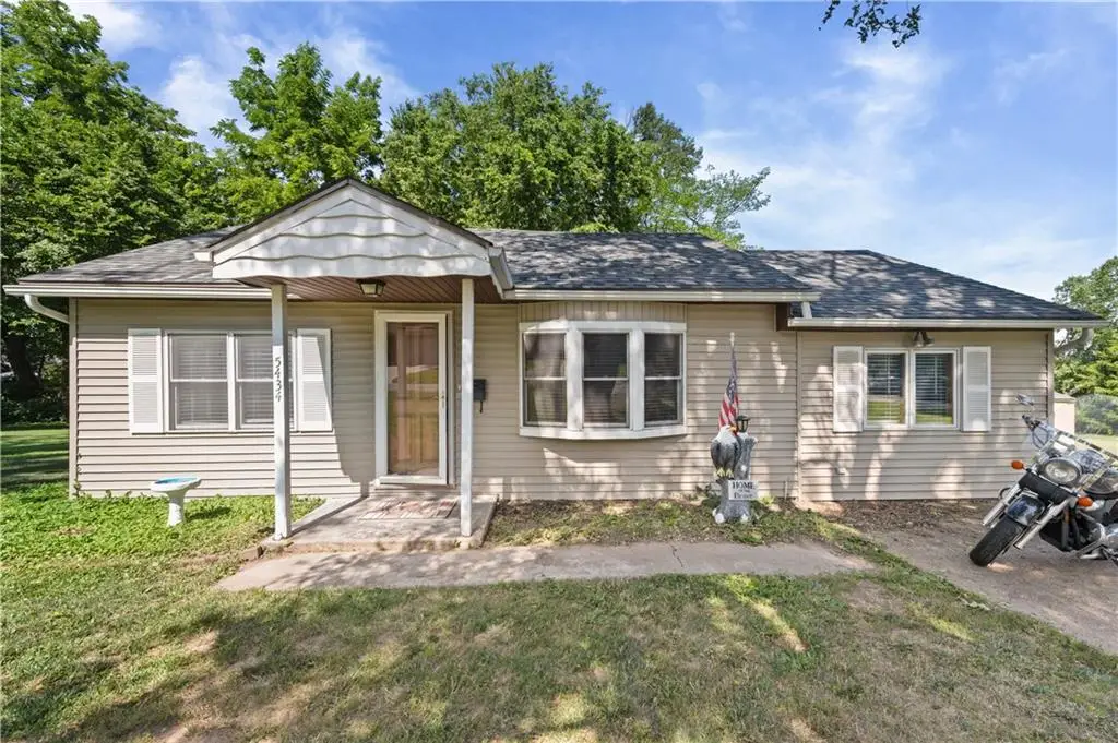 5434 Rosehill Road, Shawnee, KS 66216 - #1