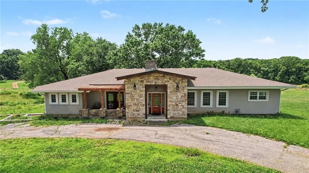 3322 N 67th Street, Kansas City, KS 66104 - #1