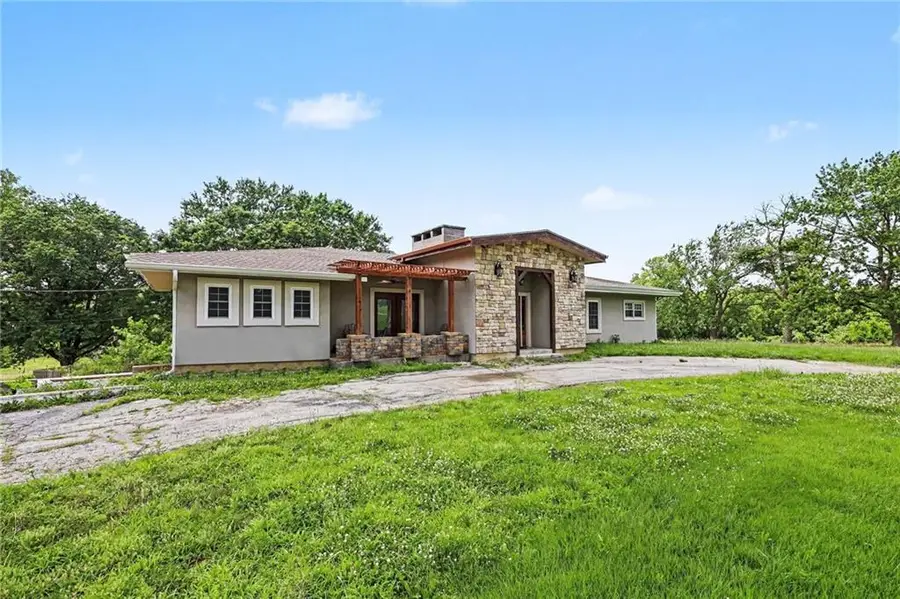 3322 N 67th Street, Kansas City, KS 66104 - #3