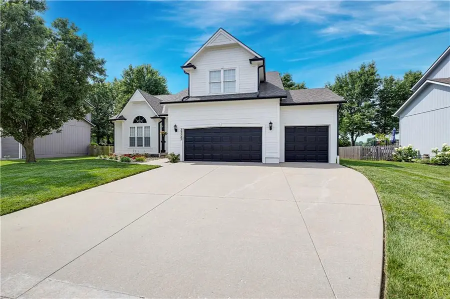 23525 W 74th Terrace, Shawnee, KS 66227 - #3