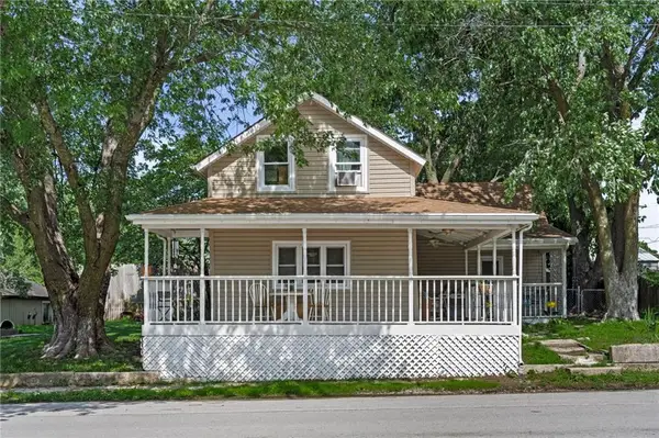 402 S Union Street, Mc Louth, KS 66054