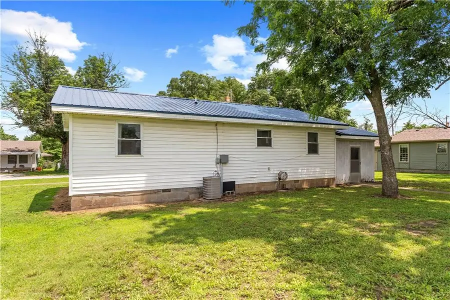 203 & 207 W Market Street, Sheldon, MO 64784 - #3