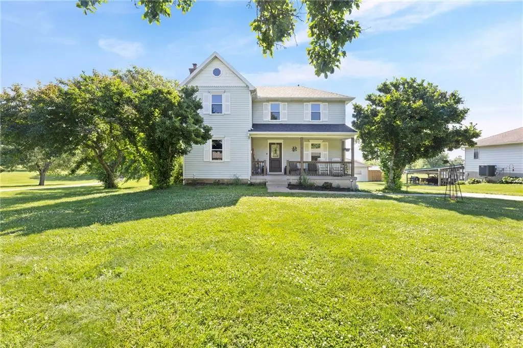 915 N 5th Street, Drexel, MO 64742 - #1