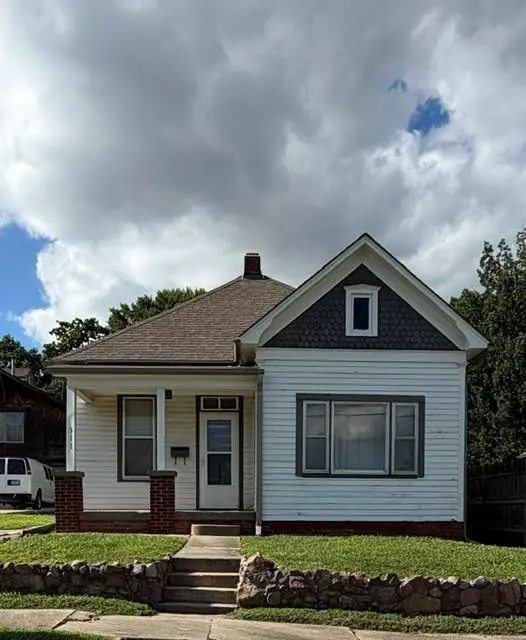 311 W Vassar Street, Saint Joseph, MO 64504 - #2