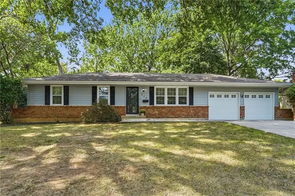717 N Curtis Street, Olathe, KS 66061