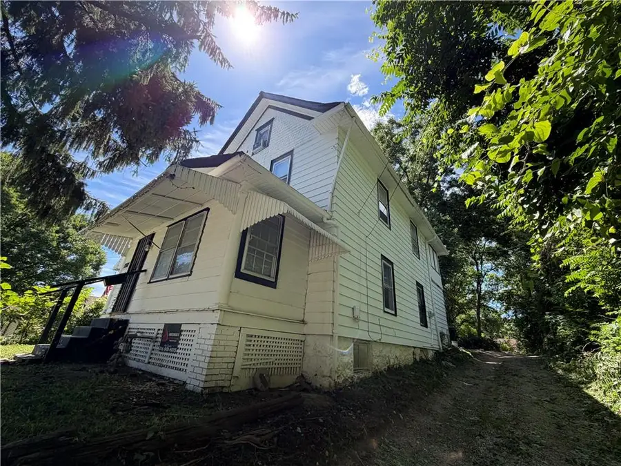 3311 E 22nd Street, Kansas City, MO 64127 - #2