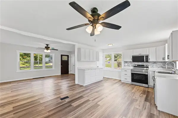 8319 W 77th Street, Overland Park, KS 66204