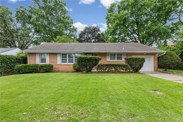 909 E Lexington Avenue, Independence, MO 64050