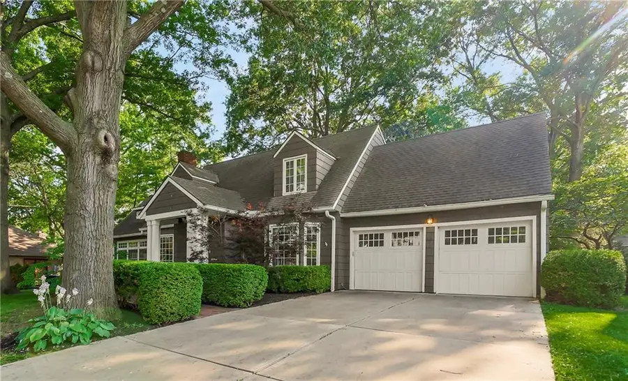 6230 Howe Drive, Fairway, KS 66205 - #2